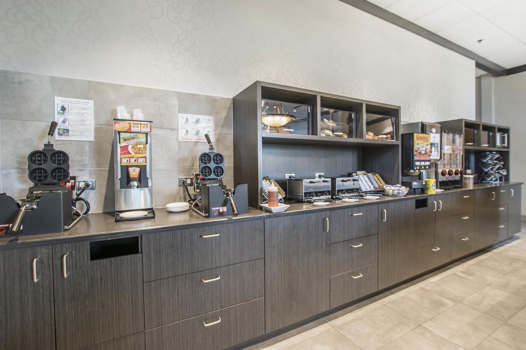 Quality Suites Drummondville Exteriér fotografie