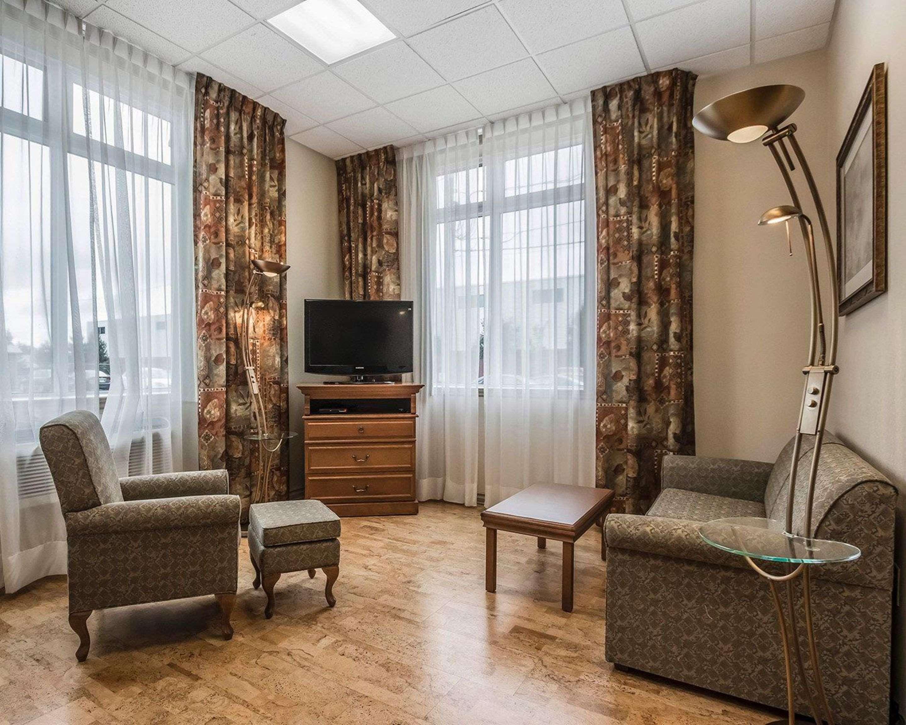 Quality Suites Drummondville Exteriér fotografie