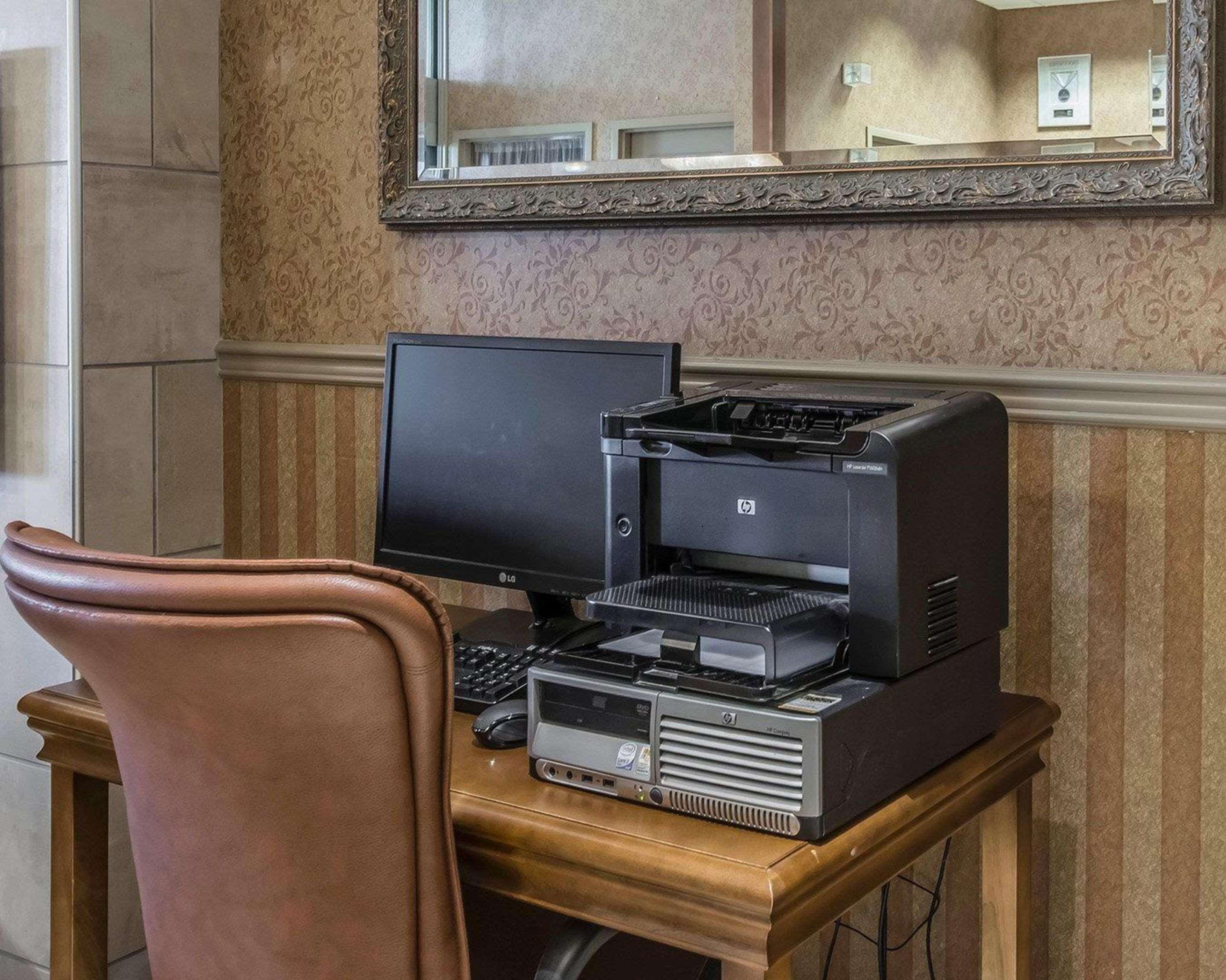 Quality Suites Drummondville Exteriér fotografie